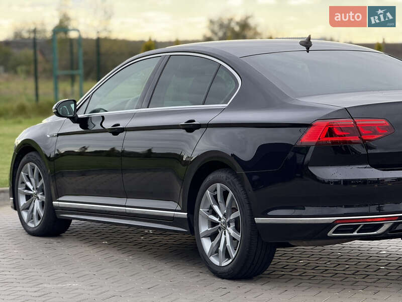 Седан Volkswagen Passat 2022 в Луцьку фото 67 Седан Volkswagen Passat 2022 в Луцьку