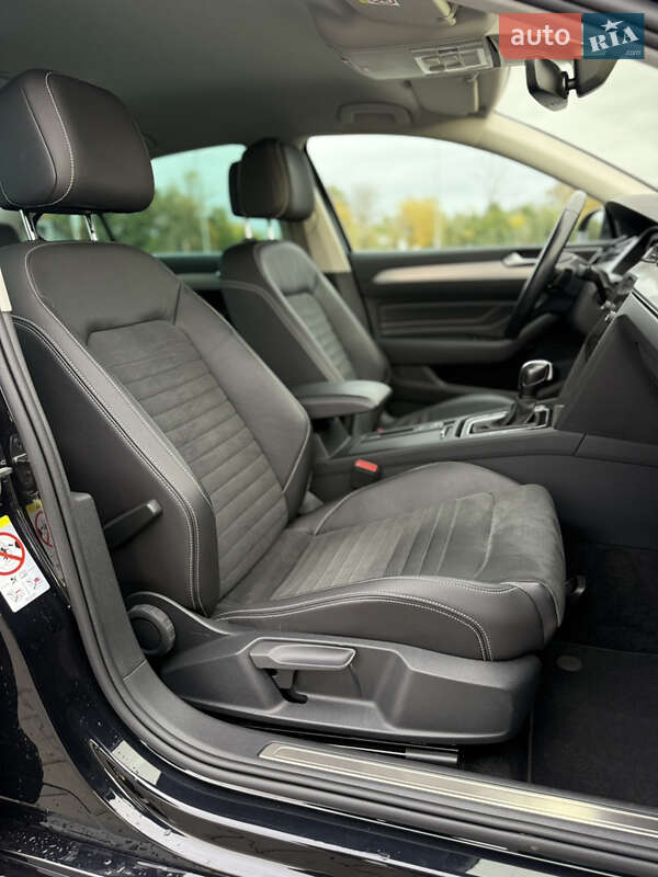 Седан Volkswagen Passat 2022 в Луцьку фото 97 Седан Volkswagen Passat 2022 в Луцьку