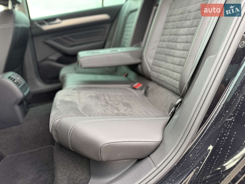 Седан Volkswagen Passat 2022 в Луцьку фото 111 Седан Volkswagen Passat 2022 в Луцьку