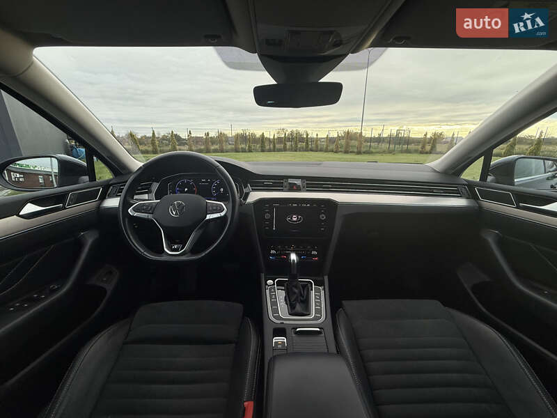 Седан Volkswagen Passat 2022 в Луцьку фото 135 Седан Volkswagen Passat 2022 в Луцьку