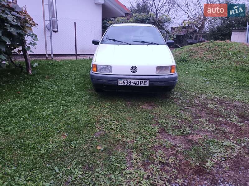 Volkswagen Passat 1990