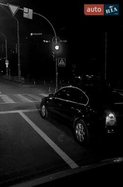 Седан Volkswagen Passat 2002 в Черкассах