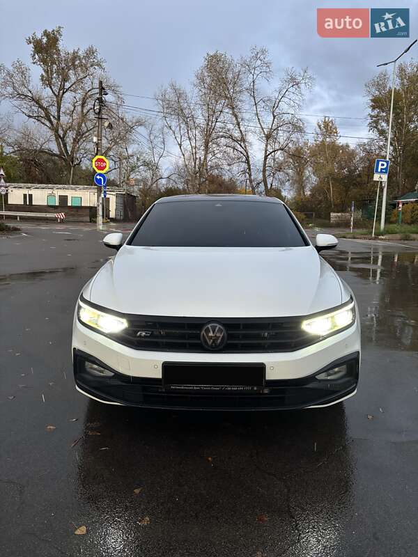 Седан Volkswagen Passat 2021 в Киеве фото 8 Седан Volkswagen Passat 2021 в Киеве