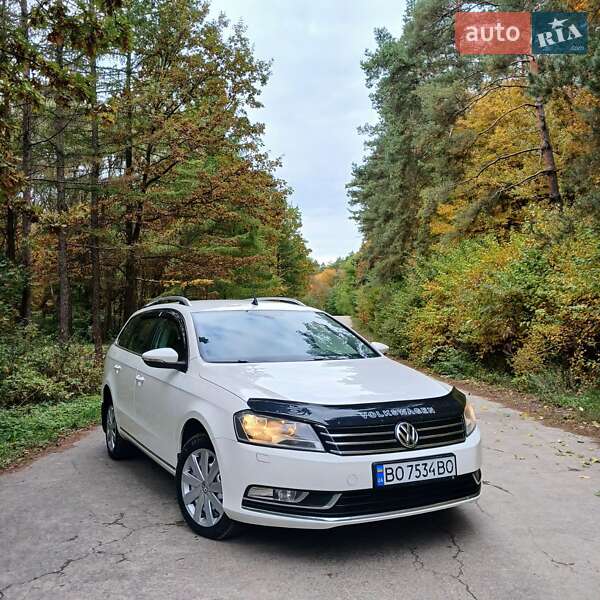 Volkswagen Passat 2011