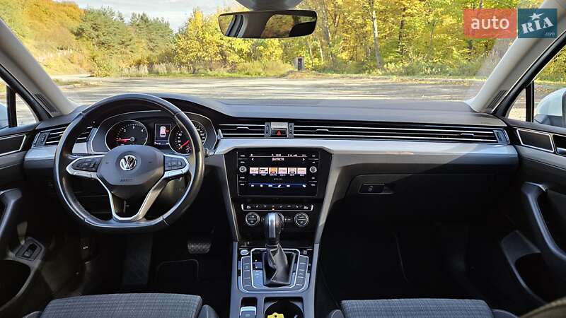 Универсал Volkswagen Passat 2020 в Бережанах