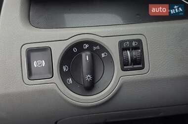 Седан Volkswagen Passat 2005 в 