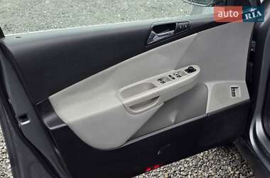 Седан Volkswagen Passat 2005 в 