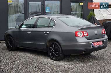 Седан Volkswagen Passat 2005 в 