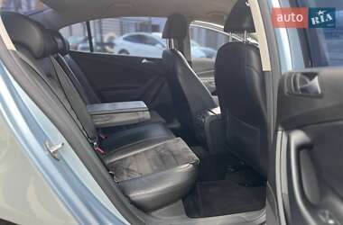 Седан Volkswagen Passat 2009 в 