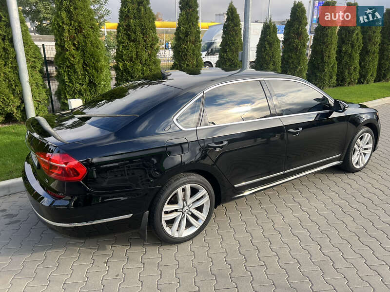 Седан Volkswagen Passat 2016 в Києві