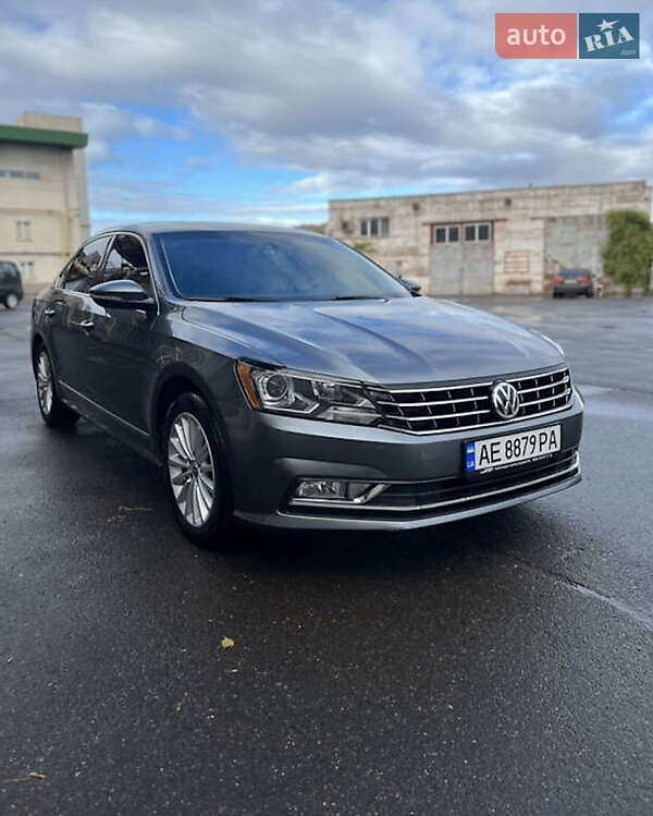 Седан Volkswagen Passat 2016 в Києві фото 5 Седан Volkswagen Passat 2016 в Києві