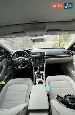 Седан Volkswagen Passat 2016 в 