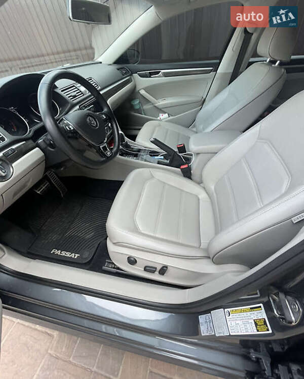 Седан Volkswagen Passat 2016 в Києві фото 16 Седан Volkswagen Passat 2016 в Києві