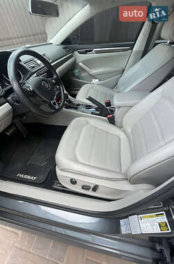 Седан Volkswagen Passat 2016 в 