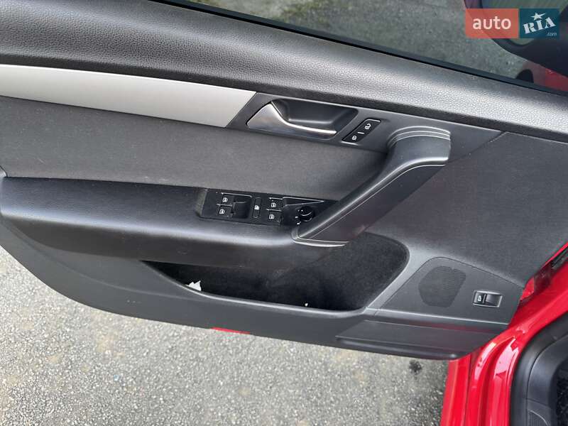 Универсал Volkswagen Passat 2012 в Луцке фото 27 Универсал Volkswagen Passat 2012 в Луцке