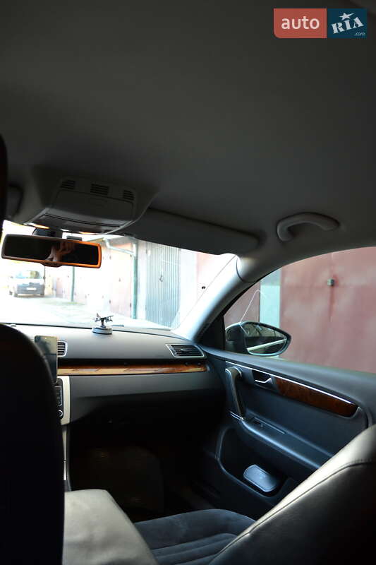 Седан Volkswagen Passat 2011 в Ивано-Франковске фото 14 Седан Volkswagen Passat 2011 в Ивано-Франковске