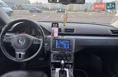 Универсал Volkswagen Passat 2011 в 