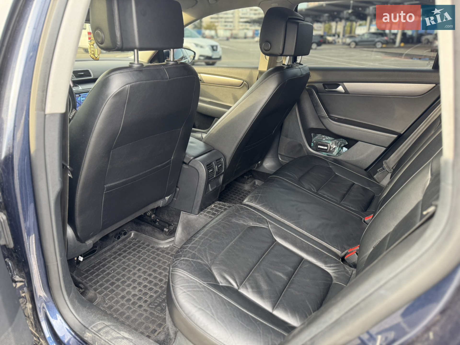 2011 Volkswagen Passat - мініатюра 15