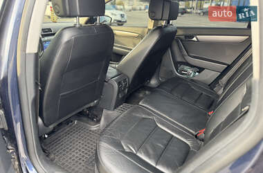 Универсал Volkswagen Passat 2011 в 