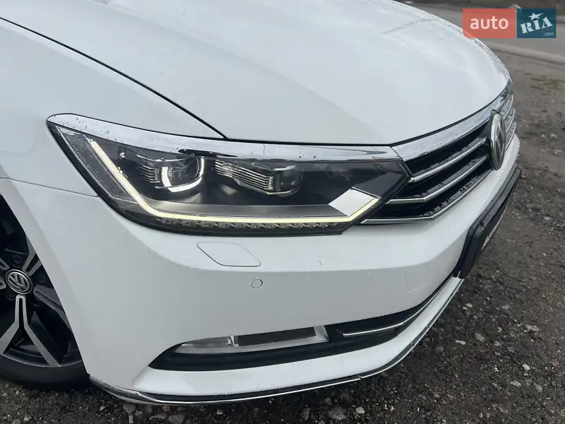 Volkswagen Passat 2018 VIN WVWZZZ3CZJE125604 фото оголошення 16 з 75