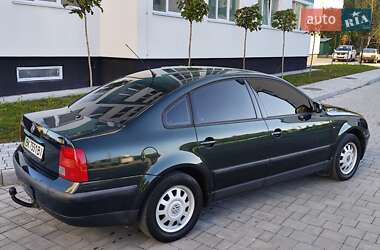 Седан Volkswagen Passat 1997 в 