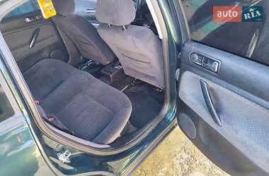 Седан Volkswagen Passat 1997 в 