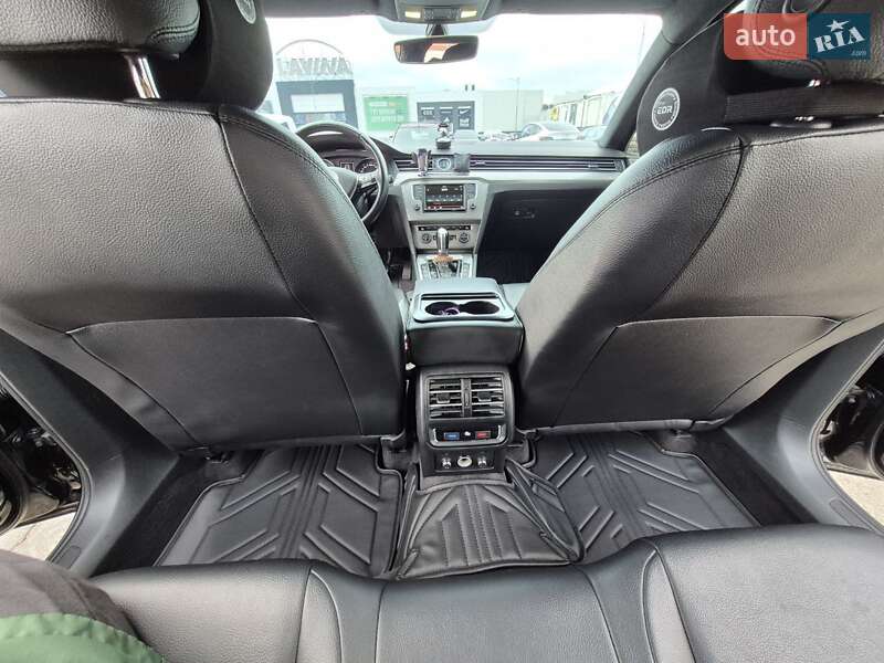 Універсал Volkswagen Passat 2015 в Києві фото 9 Універсал Volkswagen Passat 2015 в Києві