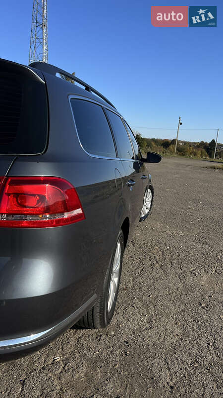 Універсал Volkswagen Passat 2013 в Львові