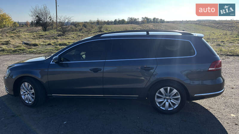 Універсал Volkswagen Passat 2013 в Львові