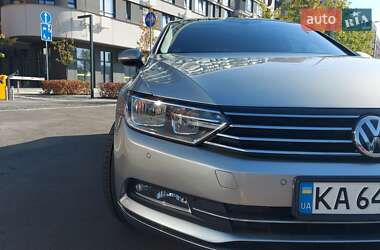 Седан Volkswagen Passat 2016 в 