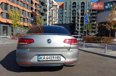 Седан Volkswagen Passat 2016 в 