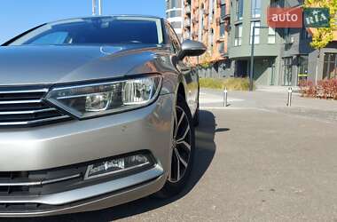 Седан Volkswagen Passat 2016 в 