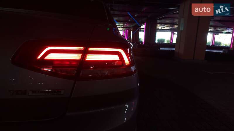 Седан Volkswagen Passat 2016 в Києві