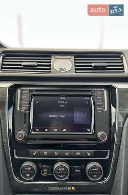 Седан Volkswagen Passat 2016 в 