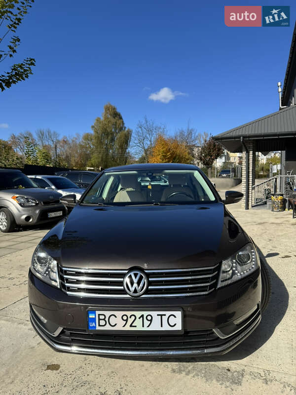 Седан Volkswagen Passat 2014 в Трускавце