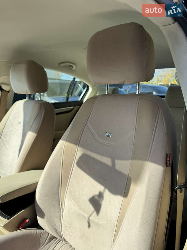 Седан Volkswagen Passat 2014 в Трускавце