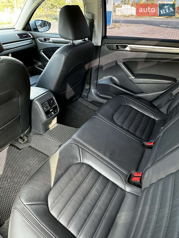 Седан Volkswagen Passat 2016 в Николаеве фото 15 Седан Volkswagen Passat 2016 в Николаеве
