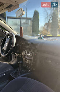 Универсал Volkswagen Passat 2000 в Ивано-Франковске