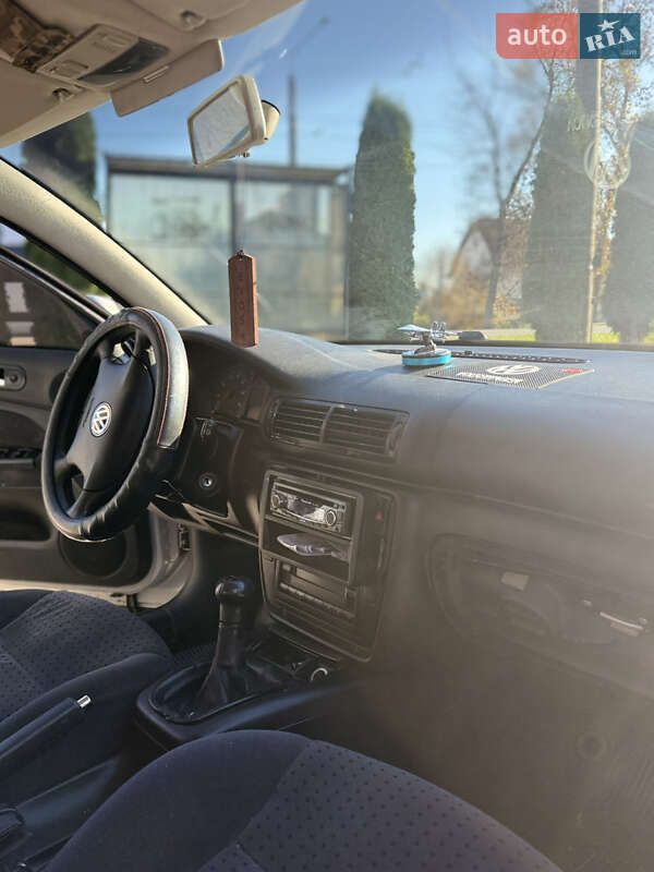 Универсал Volkswagen Passat 2000 в Ивано-Франковске