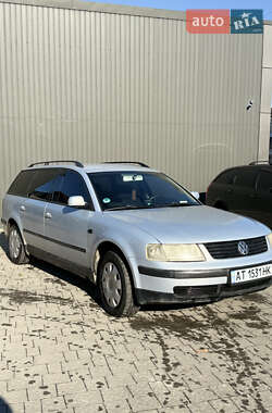 Універсал Volkswagen Passat 2000 в Івано-Франківську