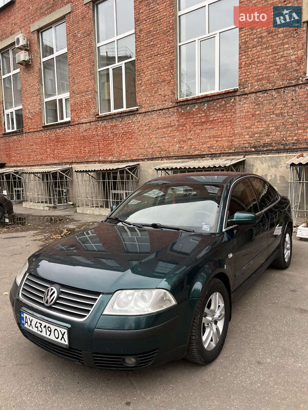 Седан Volkswagen Passat 2001 в Харкові