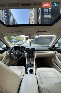 Седан Volkswagen Passat 2014 в 