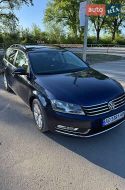 Универсал Volkswagen Passat 2011 в Хмельницком