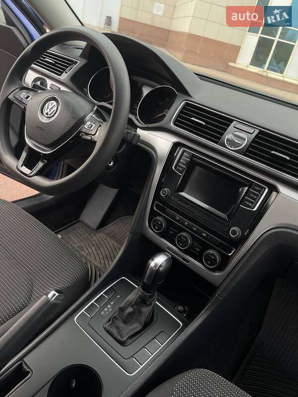 Седан Volkswagen Passat 2016 в Харькове фото 7 Седан Volkswagen Passat 2016 в Харькове