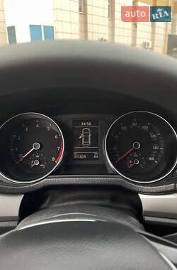 Седан Volkswagen Passat 2016 в  фото 12 Седан Volkswagen Passat 2016 в