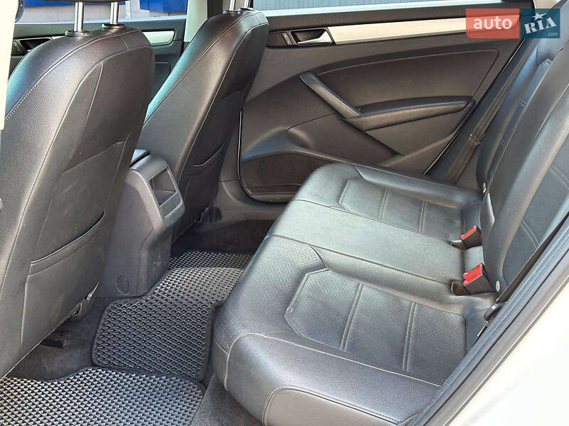 Седан Volkswagen Passat 2012 в Одессе фото 16 Седан Volkswagen Passat 2012 в Одессе