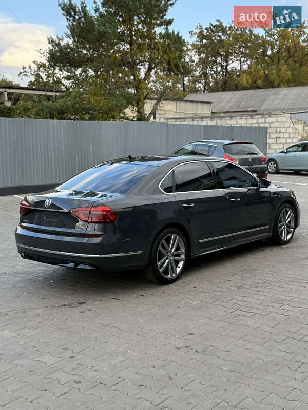 Седан Volkswagen Passat 2017 в Луцке фото 12 Седан Volkswagen Passat 2017 в Луцке