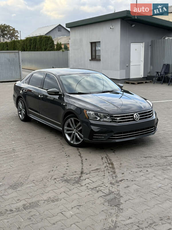 Седан Volkswagen Passat 2017 в Луцке фото 30 Седан Volkswagen Passat 2017 в Луцке