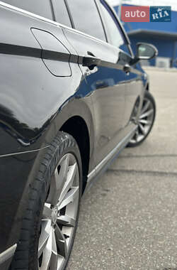 Универсал Volkswagen Passat 2016 в 