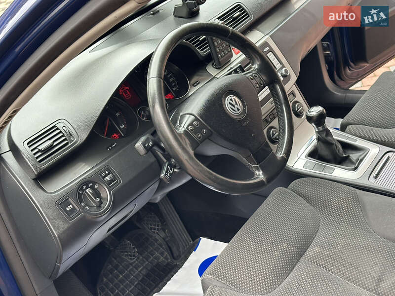 Универсал Volkswagen Passat 2006 в Ивано-Франковске фото 114 Универсал Volkswagen Passat 2006 в Ивано-Франковске